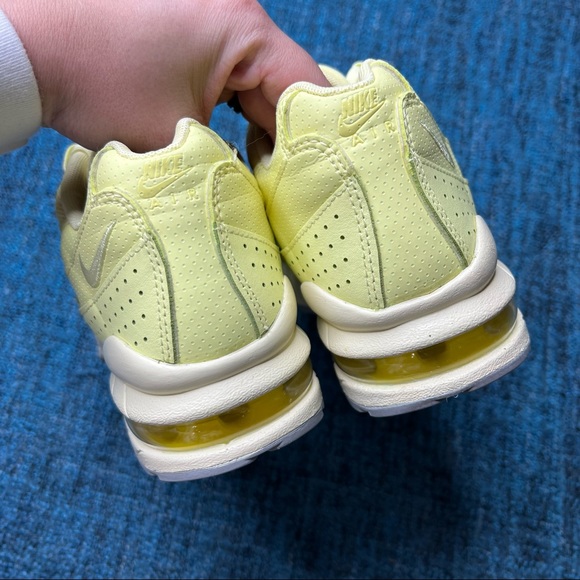 Nike Air Max 95 SE GS Citron Yellow Sneakers - Picture 5 of 7